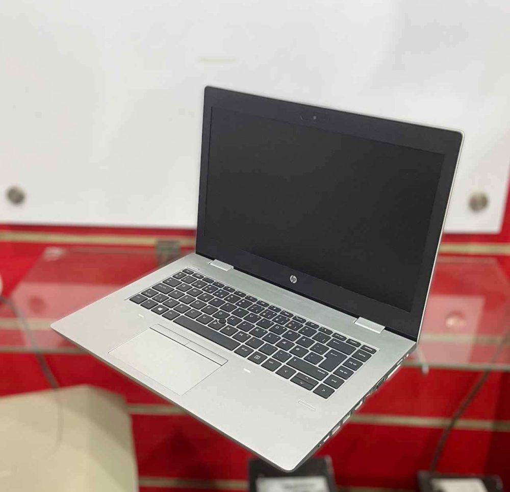 Hp 645 g4 شكل اسلم معدني مع لون سلفر نفس استيل لابات ماك لاب مش محتاج وصف لانه معروف جدا بأدائه القوي ف برامج الجرافيك العالي والالعاب الحديثه فوتوشوب اوتوكاد 3d max وكمان لمحبي الالعاب الحديثه زي pes 22 وغيرهم كتير جدا من البرامج والالعاب لمستخدمي برامج المونتاج القويه والبرمجه مناسب جدا لجميع الفئات المواصفات........ بروسيسور Rayzen 7 2700u ( بروسيسور قوي جدا ف الجرافيك اعلي من كور 7 ) Turbo speed up to 3.ghz Ram 8 Ddr4 Hard 256 ssd هارد سريع جدا بيفتح اللاب ف ثواني كارت شاشه amd قوي جدا مخصص للبرامج والالعاب الحديثه Amd Radeon Vega graphics حجمه 4 جيجا شاشه 14 fhd موجود كل المنافذ الي محتاجها بطاريه متوسط اداء ساعتين شاحن الاصلي لو عاوز لابات اخرى كلمنى على الوتس وعنيا ليكم او لمزيد من العروض تابعنا من خلال صفحتنا من خلال اللينك دا https://www.facebook.com/Aplus-606810686192566 https://www.pluslap.com/ موجود تقسيط مباشر مع شركه حالا للتقسيط المباشر من ٦ اشهر الى ٢٤ ‎وموجود تقسيط مع ابلكيشن حالا وامان ‎وتقسيط مباشر بفيزا مشتريات ل ٨ بنوك مسئول خدمات التقسيط :01006695507 ‏‎ الشحن متاح لجميع محافظات مصر يوجد دفع عن طريق ‏فيزا .‎ لخدمات الموبايل و أجهزة الكومبيوتر العنوان : دمنهورشارع المعهد الدينى أمام مدرسه المعهد الدينى النجربى للإستفسار : 01002700713 لأجهزة الكومبيوتر Aplus