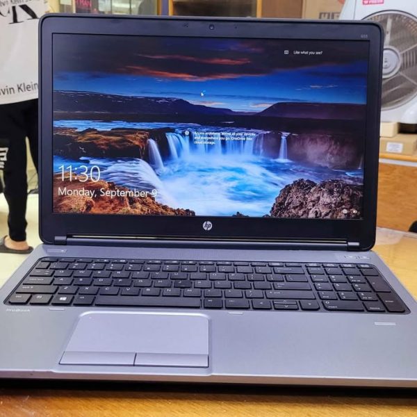 Hp probook 655 g1 البروسيسور Amd a8- 4500M الرامات Ram 8g ddr3l الهارد 500g hdd كارت الشاشة Amd Radeon HD7640G 750mb حجم الشاشة Screen 15.6 الشاحن الأصلي