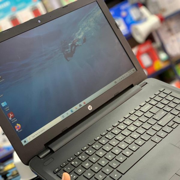 #لابتوب_استيراد_الخارج #لابتوب_مستعمل #HP_255_G5 #شراء_لابتوب #عروض_لابتوبات #لابتوبات_للبيع # من فئه Ultra book 💙 HP 255 G5 🖥️ ✨بمعاالج AMD 6 ✨الجييل الساابع✔️ ✨الراام 8 جيجا ✨هاردسك 500 قيقاا ✨كررت شاشة ati 1 جيجا ✨مقاس الشاشة 15.6 بووصه ✨بدقه عاليه FHD 🖥️ ✨تصميييم جميييل جدا ✨اسللم وخفيف ف الوززن ✨بطارية ممتازه 2/4 H🔋 ✨ديزاااين حصررري ✅ دمنهور ش شجرة الدر أمام للمعهد الدينى 01002700713