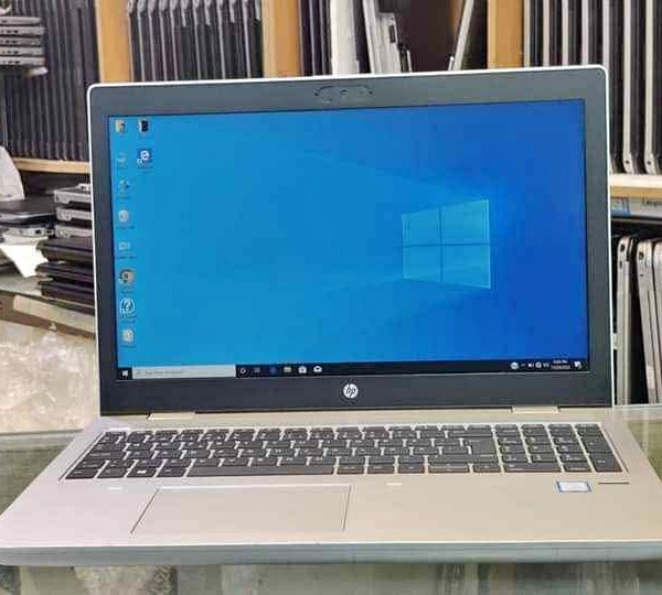 Hp probook 650g4 Core i7 - 8650U الجيل التامن Ram : 8g  ddr4 ssd:256m2 Intel UHD GRAPHICS 620 جهاز الجيل التامن للدراسة والعمل الشاشة 15.6" بروسيسور i 5 الجيل التامن بمعالج u الرامات 8 جيجا يعني كفاءة عالية وسرعة فالتشغيل