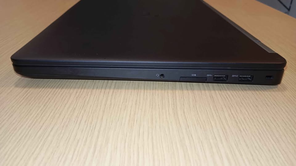 Dell Latitude 5580 – قوة وأناقة في جهاز واحد! – جبل سابع - Image 2